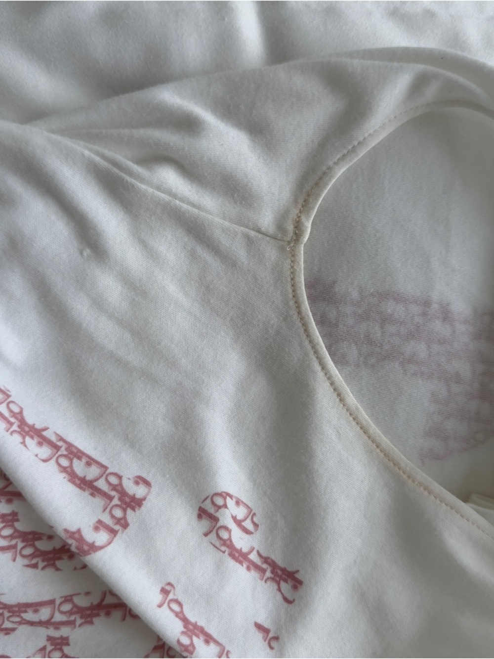 Dior Boutique White Tee with Pink Monogran - Picture 4 of 5